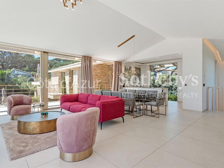 Maison Saint-Tropez - 5 chambres - 237m²