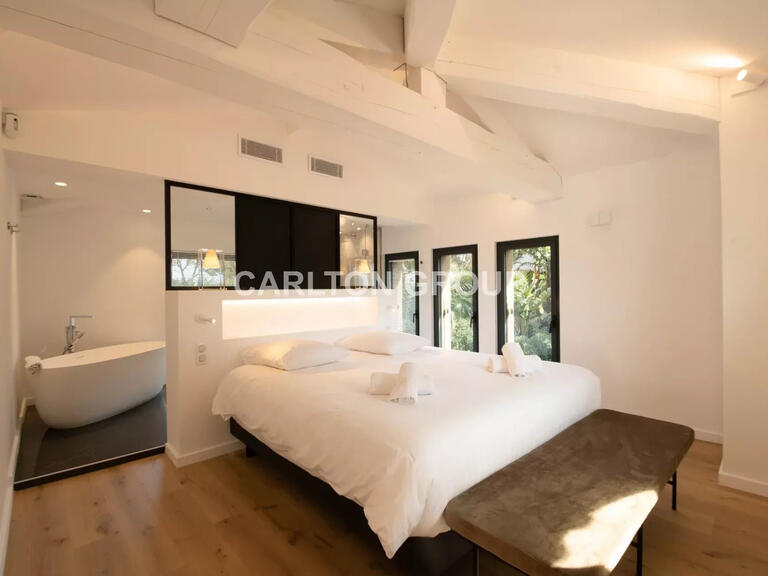 Maison Saint-Tropez - 5 chambres - 200m²