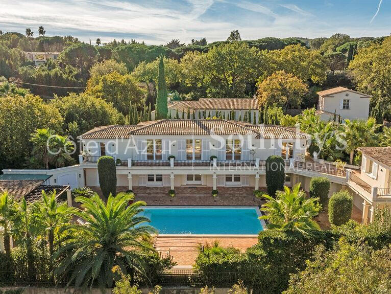 House Saint-Tropez