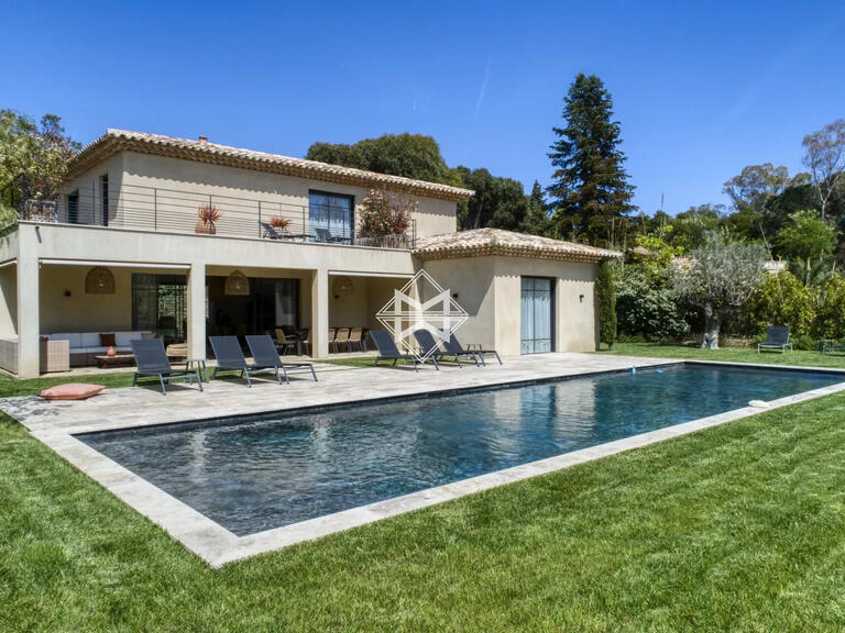 Villa Saint-Tropez - 5 bedrooms - 225m²