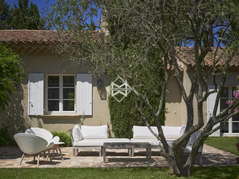 Villa Saint-Tropez - 4 bedrooms - 200m²