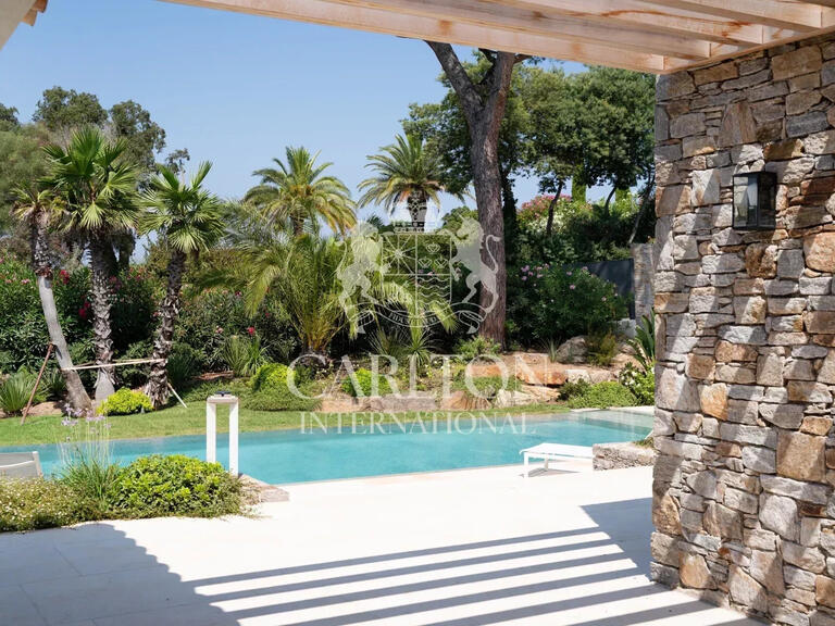 Villa Saint-Tropez - 5 bedrooms - 354m²