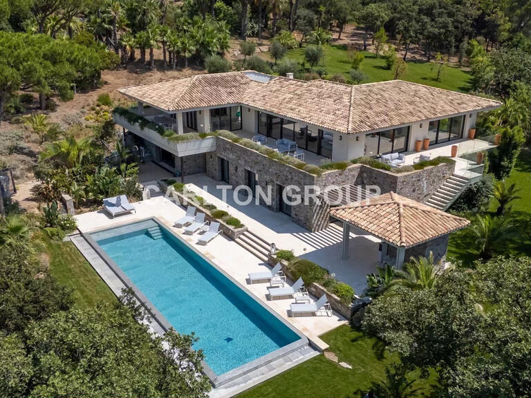 Villa Saint-Tropez - 5 bedrooms - 354m²