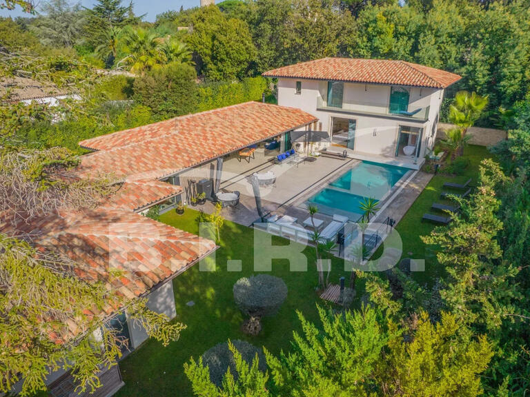 Villa Saint-Tropez - 4 bedrooms - 300m²