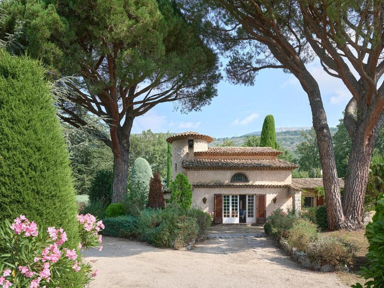 Villa Saint-Vallier-de-Thiey - 6 bedrooms - 322m²