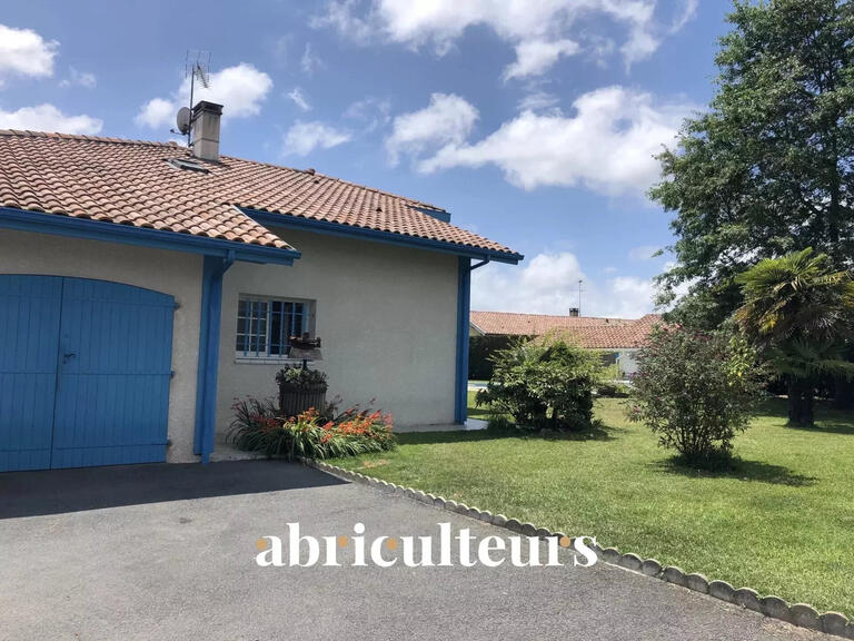 Sale House Saint-Vincent-de-Tyrosse - 4 bedrooms