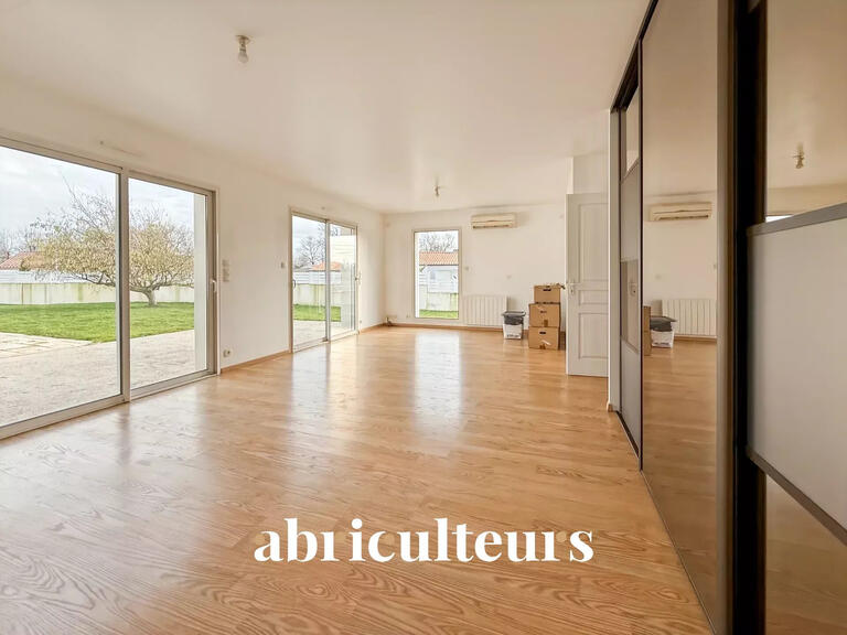 Maison Sainte-Foy - 4 chambres - 251m²