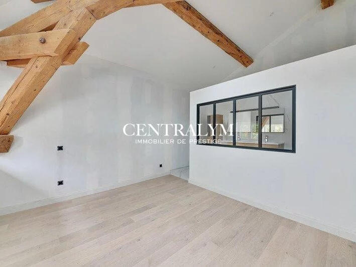 House Sainte-Foy-lès-Lyon - 3 bedrooms - 146m²