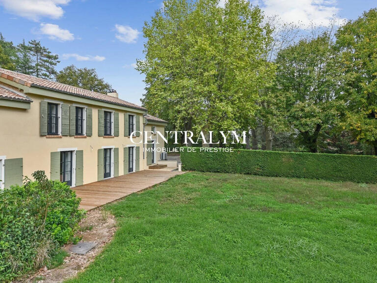 Maison Sainte-Foy-lès-Lyon - 4 chambres - 244m²