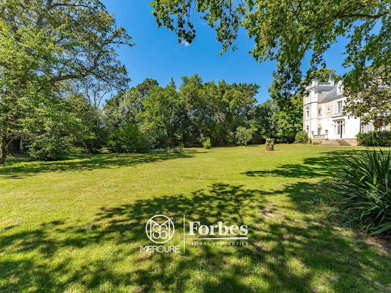 Château Sainte-Luce-sur-Loire - 10 chambres - 300m²