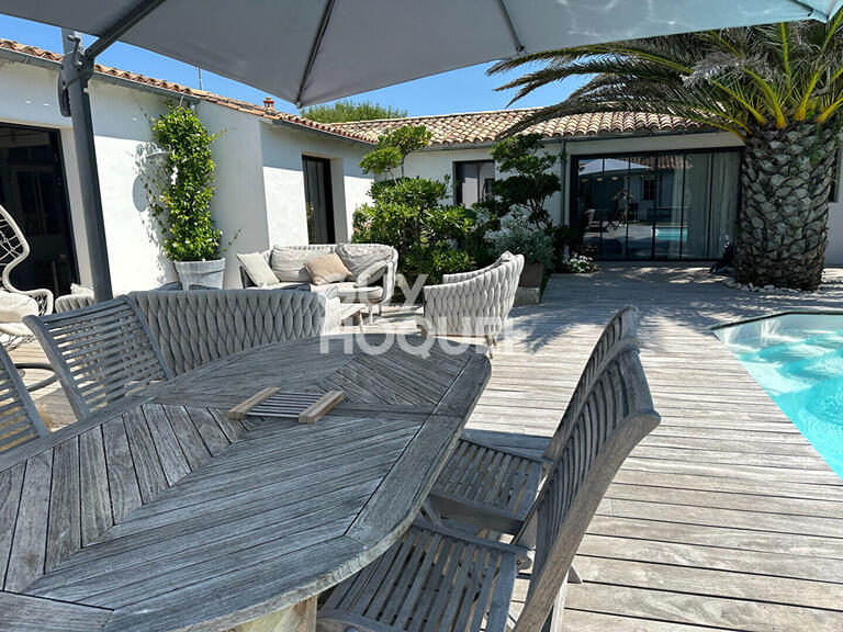 House Sainte-Marie-de-Ré - 4 bedrooms - 235m²