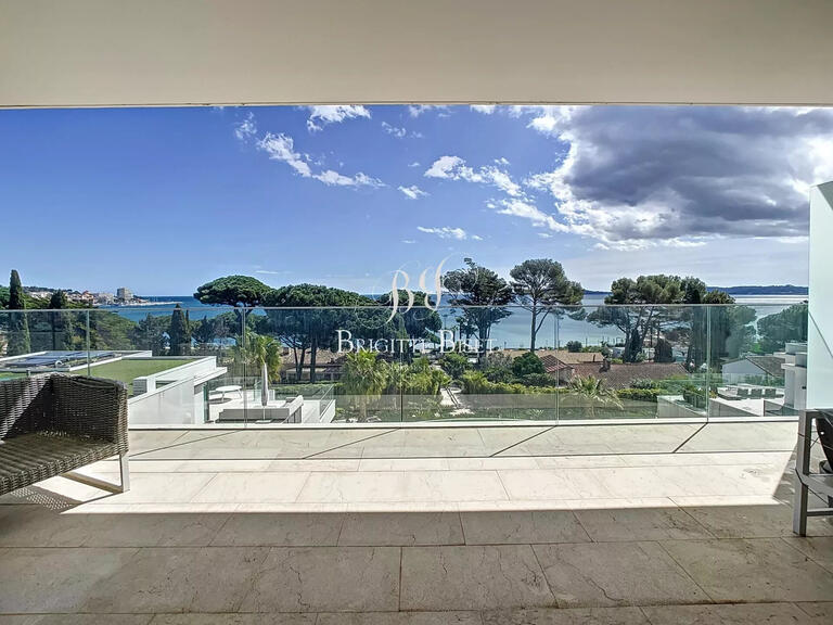 Sale Apartment with Sea view Sainte-Maxime - 2 bedrooms