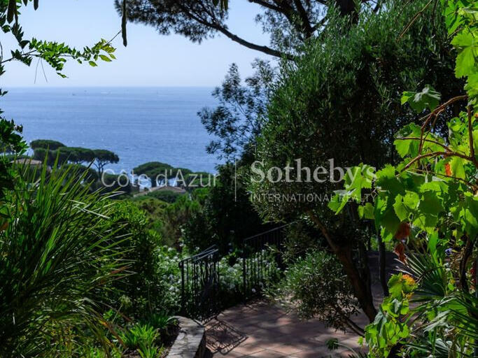 House Sainte-Maxime - 5 bedrooms - 206m²