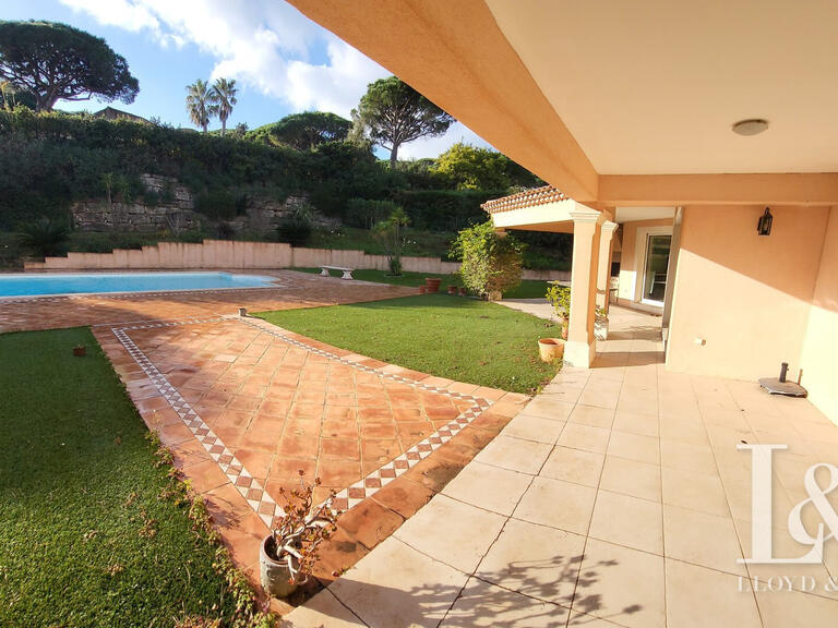 Maison Sainte-Maxime - 4 chambres - 216m²