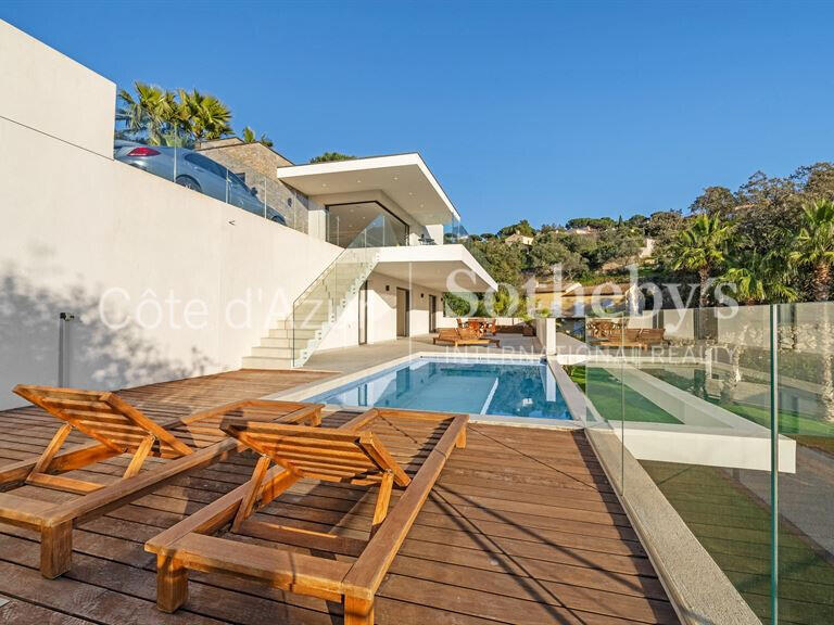 Maison Sainte-Maxime - 4 chambres - 280m²