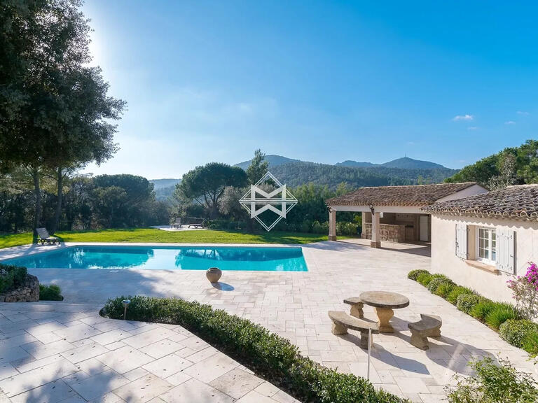 Propriété Sainte-Maxime - 5 chambres - 490m²