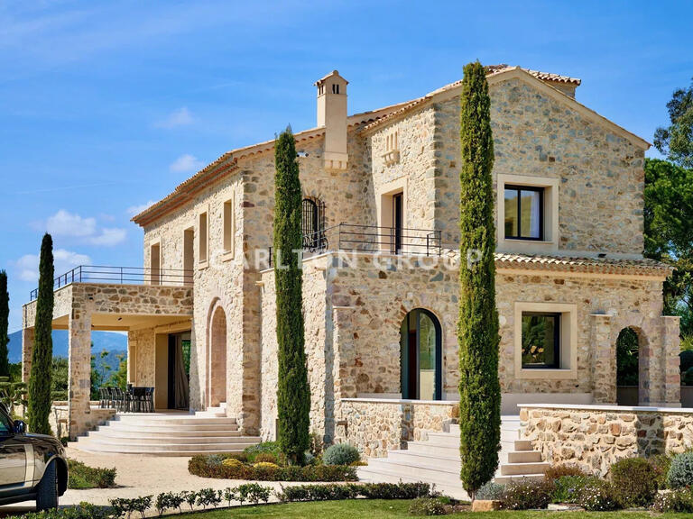 Property Sainte-Maxime - 8 bedrooms - 510m²