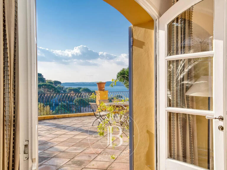 Sale Property with Sea view Sainte-Maxime - 6 bedrooms