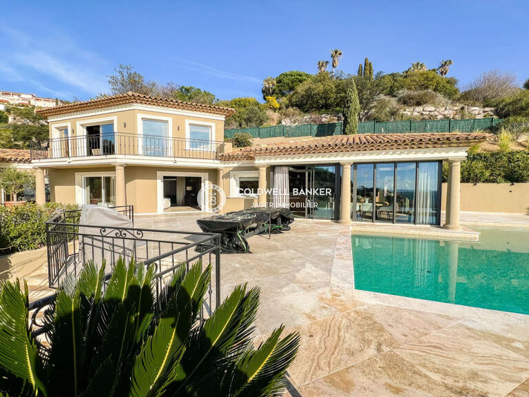 Villa Sainte-Maxime - 6 bedrooms - 340m²