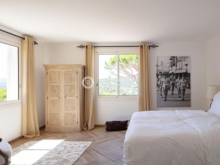 Villa Sainte-Maxime - 5 chambres - 213m²