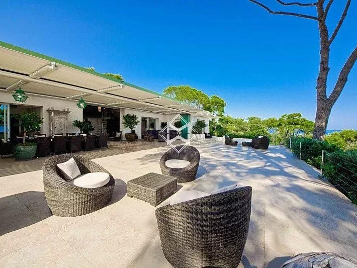 Villa Sainte-Maxime - 15 bedrooms - 1000m²