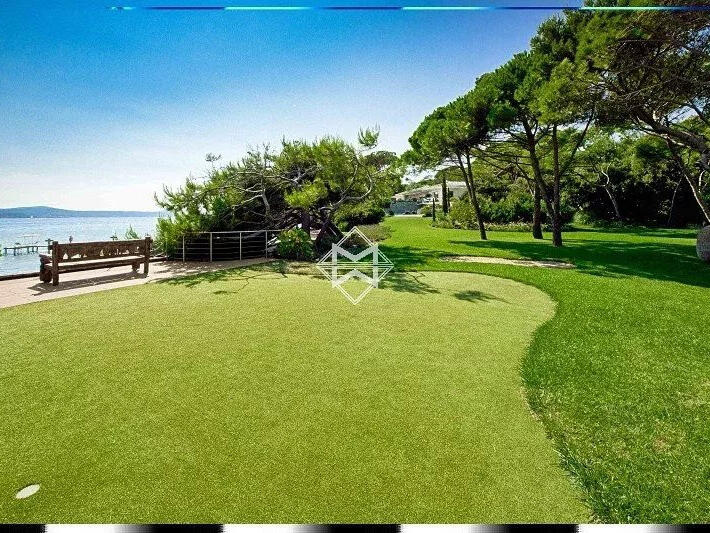 Villa Sainte-Maxime - 15 chambres - 1000m²