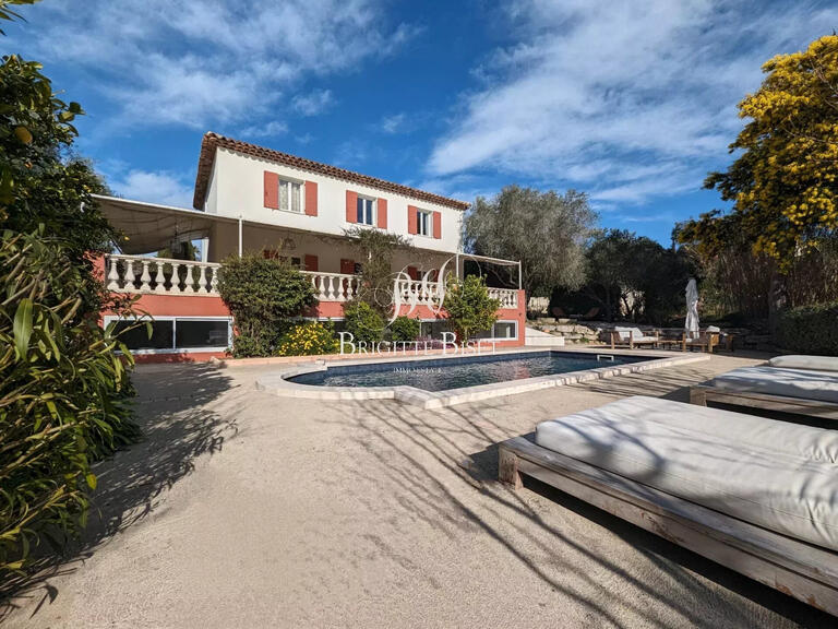 Villa Sainte-Maxime - 5 chambres - 330m²