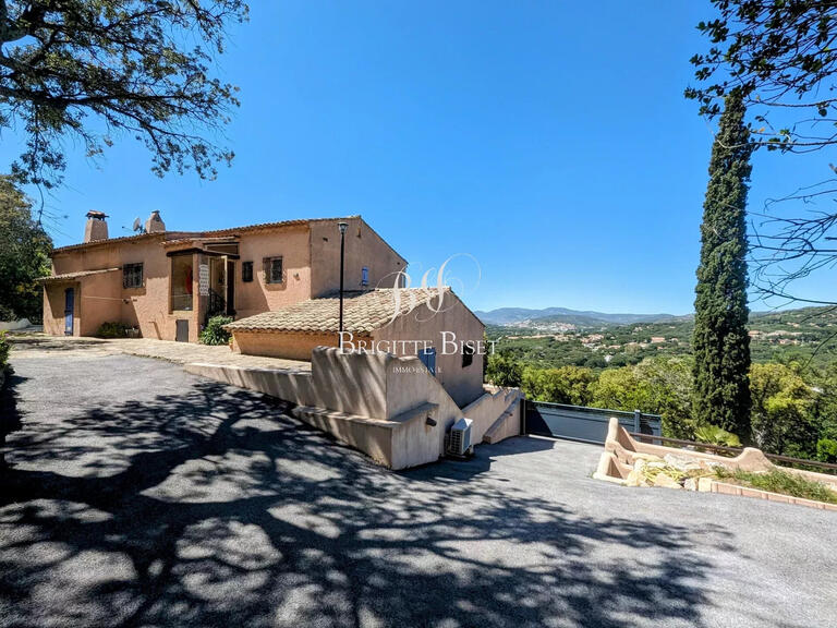 Villa Sainte-Maxime - 5 chambres - 180m²