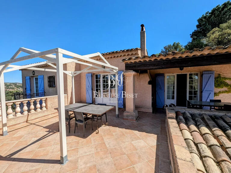 Villa Sainte-Maxime - 5 chambres - 180m²