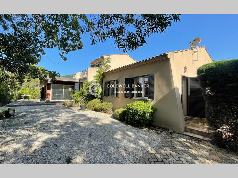 Villa Sainte-Maxime - 5 chambres - 300m²