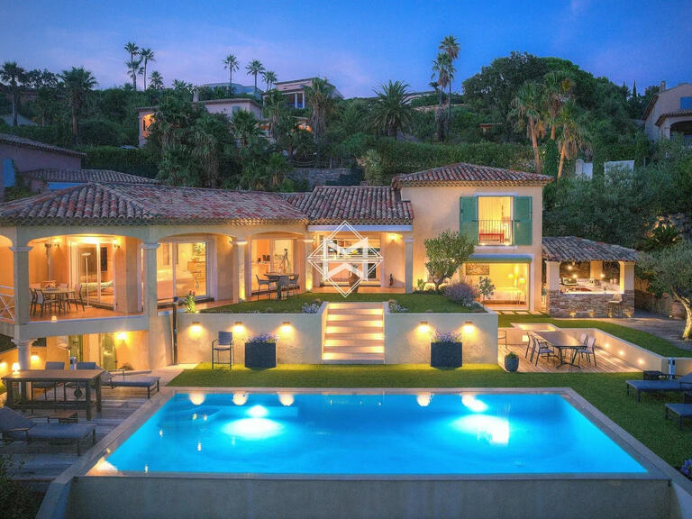 Villa avec Vue mer Sainte-Maxime - 5 chambres - 216m²