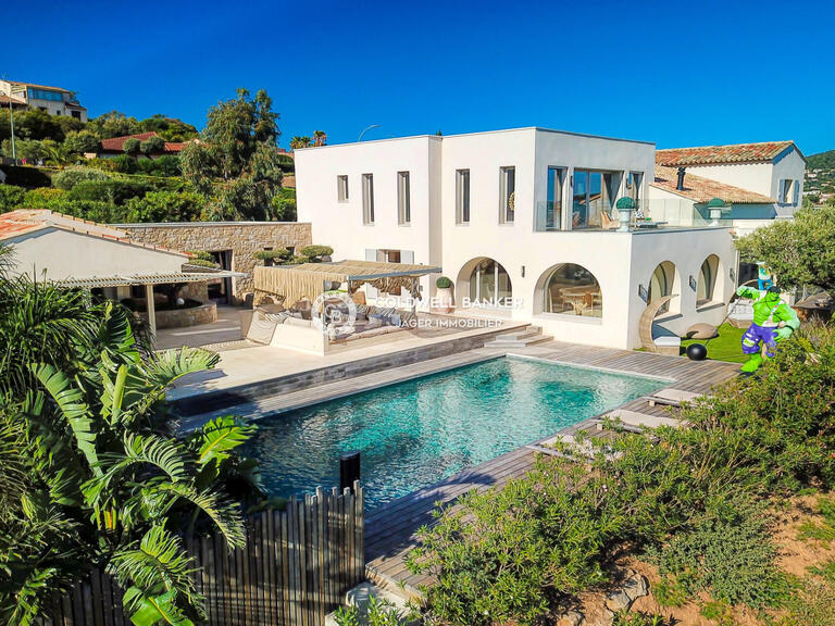 Villa Sainte-Maxime - 5 bedrooms - 380m²