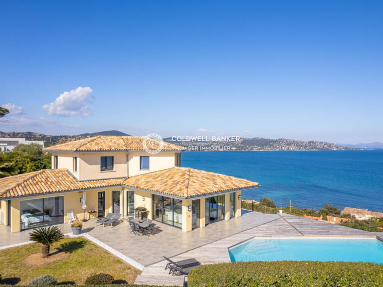 Villa Sainte-Maxime - 5 bedrooms - 202m²