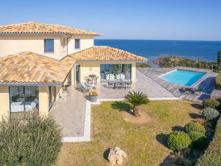 Villa Sainte-Maxime - 5 chambres - 202m²