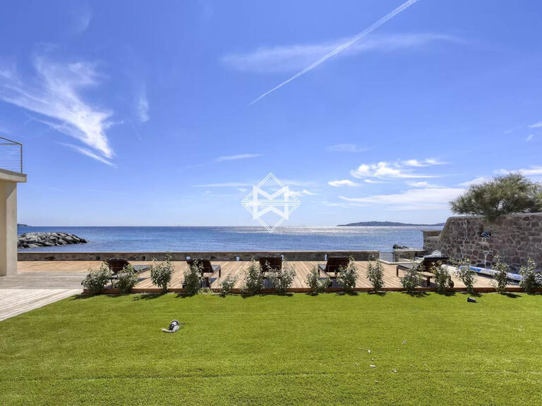 Villa Sainte-Maxime - 6 chambres - 230m²