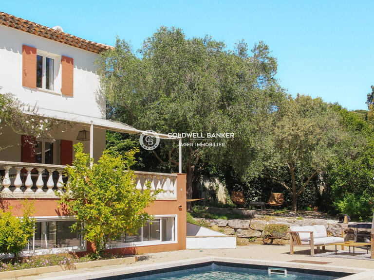 Villa Sainte-Maxime - 5 chambres - 280m²