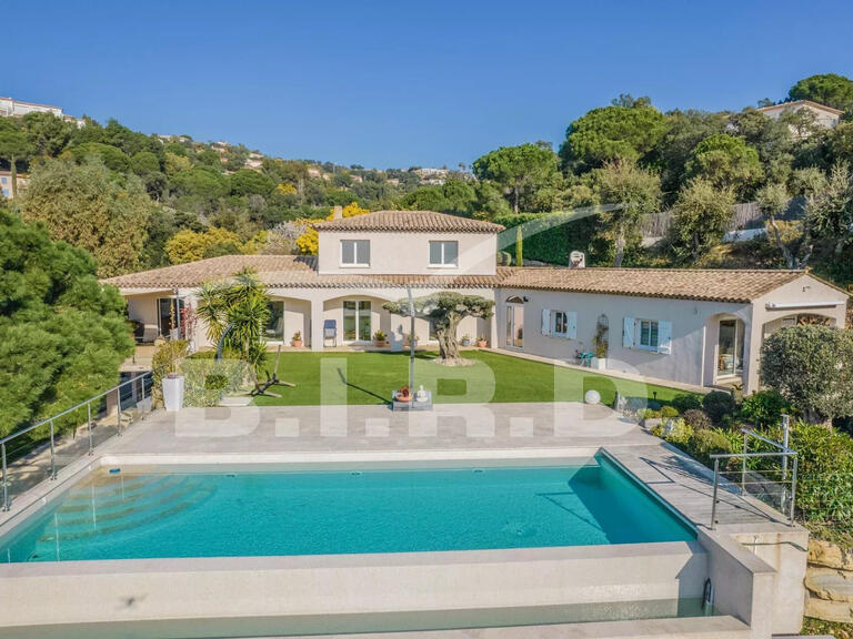 Villa Sainte-Maxime - 4 chambres - 238m²