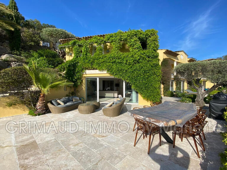 Villa Sainte-Maxime - 5 bedrooms - 250m²