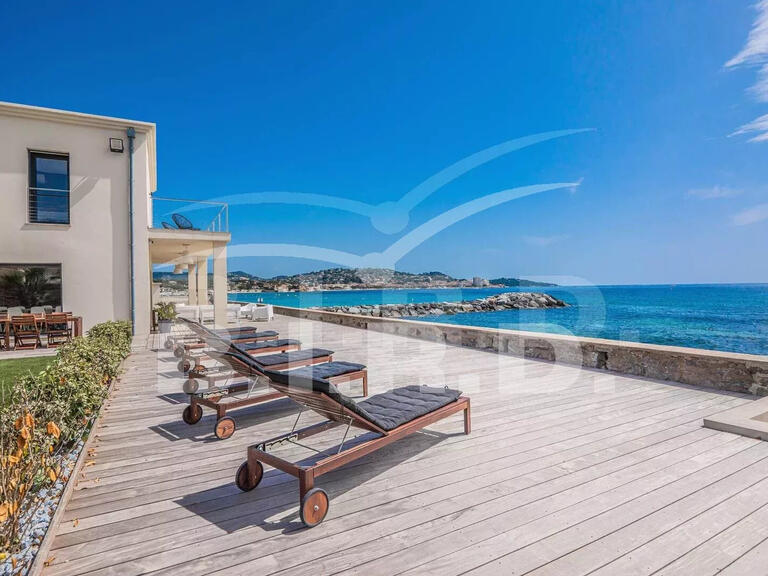 Villa Sainte-Maxime - 5 chambres - 230m²