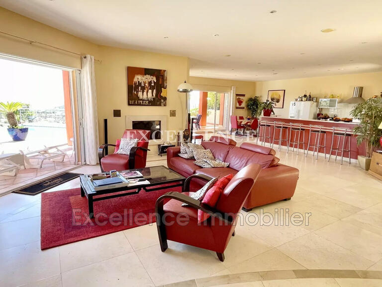 Villa Sainte-Maxime - 5 chambres - 190m²