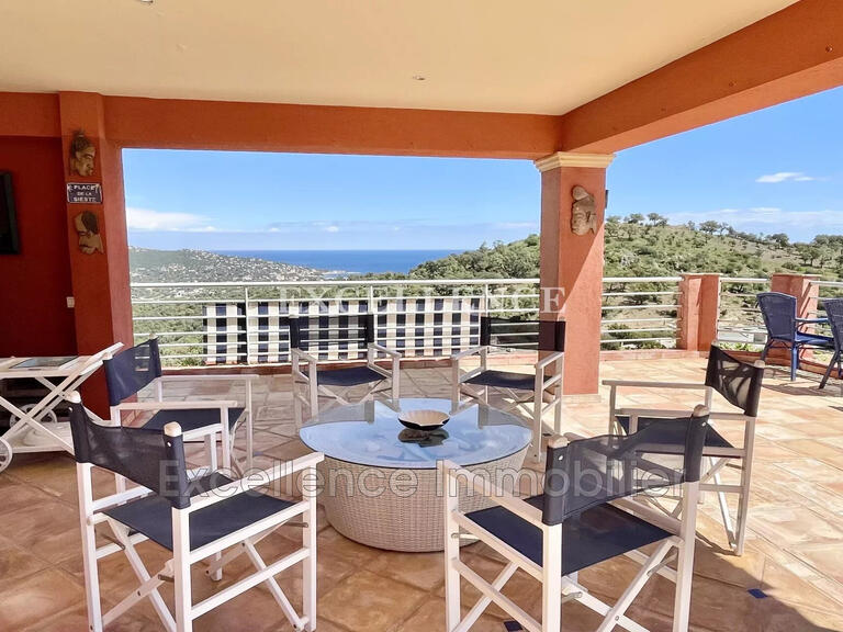 Villa Sainte-Maxime - 5 chambres - 190m²