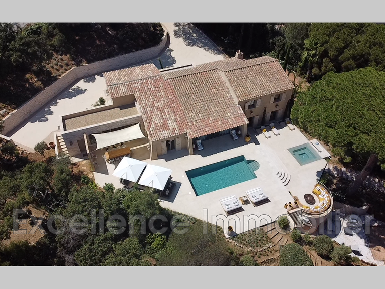 Villa Sainte-Maxime - 5 bedrooms - 345m²