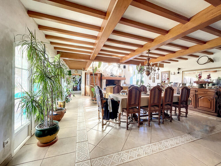 Villa Saintes-Maries-de-la-Mer - 4 bedrooms - 255m²