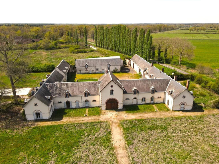 Castle Salbris - 10 bedrooms - 1135m²