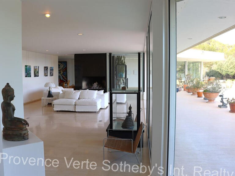 Maison Salernes - 610m²