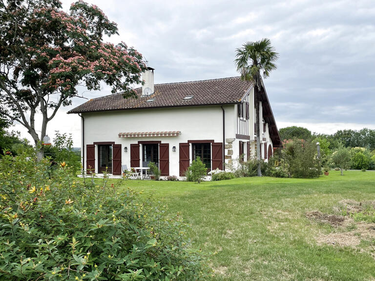 Maison Salies-de-Béarn - 5 chambres - 186m²