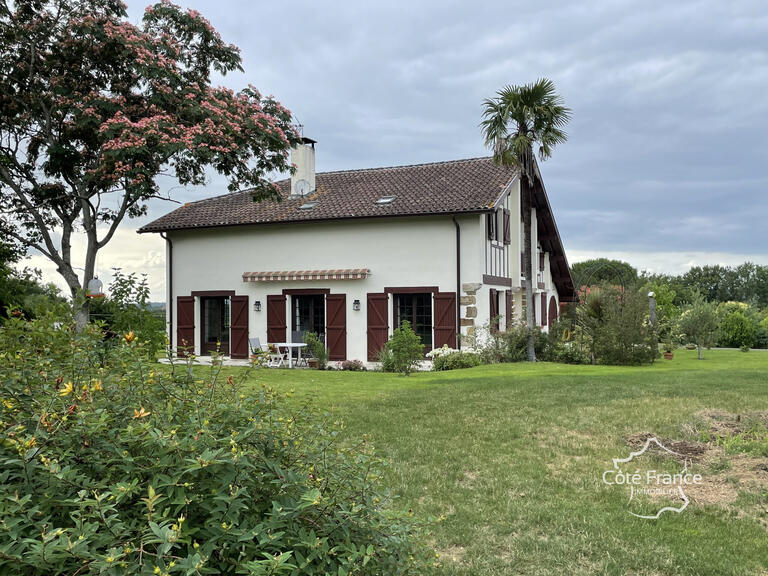 Villa Salies-de-Béarn - 5 bedrooms - 186m²