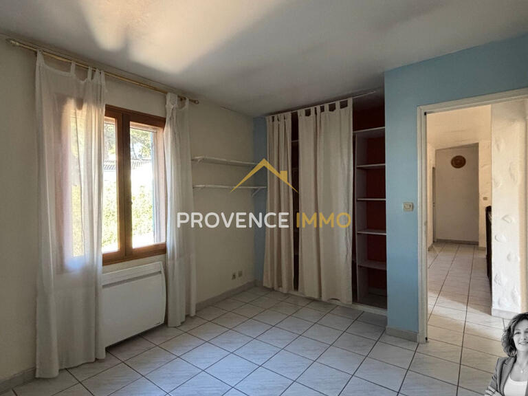 Maison Salon-de-Provence - 4 chambres - 127m²