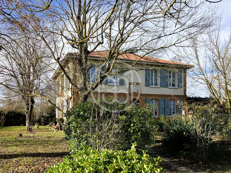 Propriété Samatan - 5 chambres - 270m²