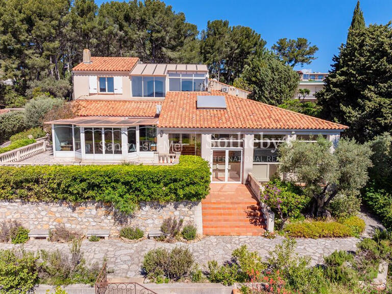 House Sanary-sur-Mer - 3 bedrooms - 297m²